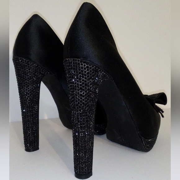 VINCE CAMUTO 7 BLACK SATIN & SPARKLY RHINESTONES PLATFORM HEELS w BOW cocktail - Picture 6 of 11